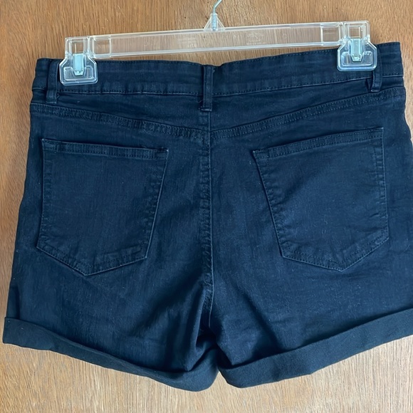 Highway Jeans Cuffed Black Gun Metal Rivets Sz 11/12 - Picture 2 of 8